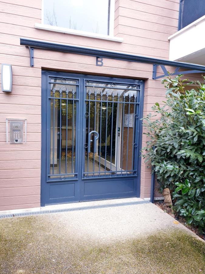 Appartement Studio O Fil De L'O A 12 Kilometres De Disneyland Paris Crecy-la-Chapelle ภายนอก รูปภาพ